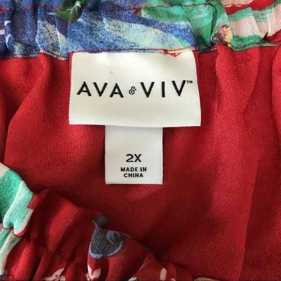 🎈AVA & VIV Red Floral 3/4 Sleeve Flowy Plus Size 2X - Picture 6 of 8